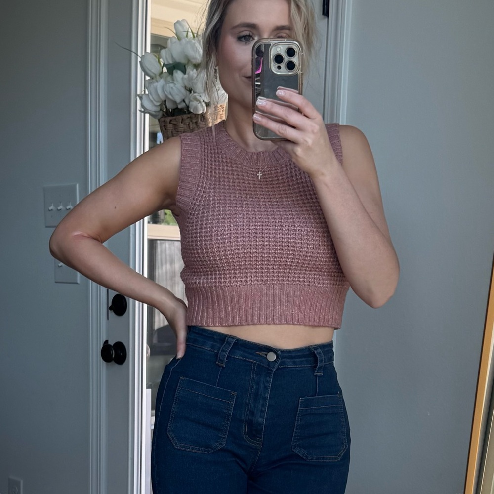 Sleeveless Cropped Knit Tank Top in Dusty Rose - Picture 5 of 11
